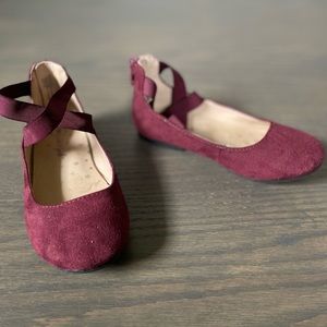 Cat and Jack Girls size 9 shoes